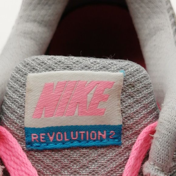 Nike Womens‎ Sneaker Gray Revolution Shoe Athletic Low Top Lace Up Round Toe 8.5 - Picture 8 of 10